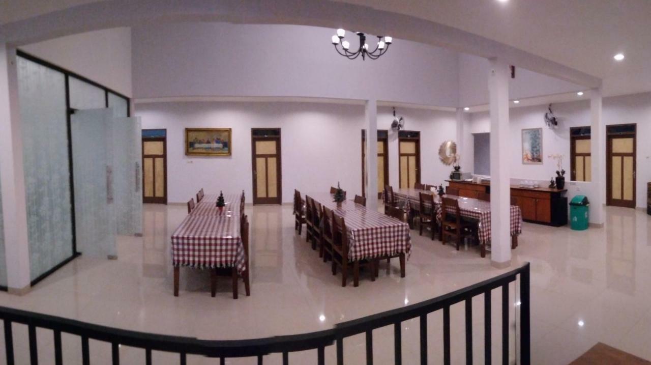 Hotel Rumah Retret Bethania